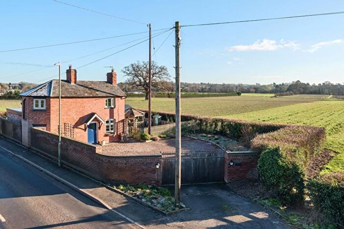 3 Bedroom Cottage For Sale In Burford, Shropshire, WR15