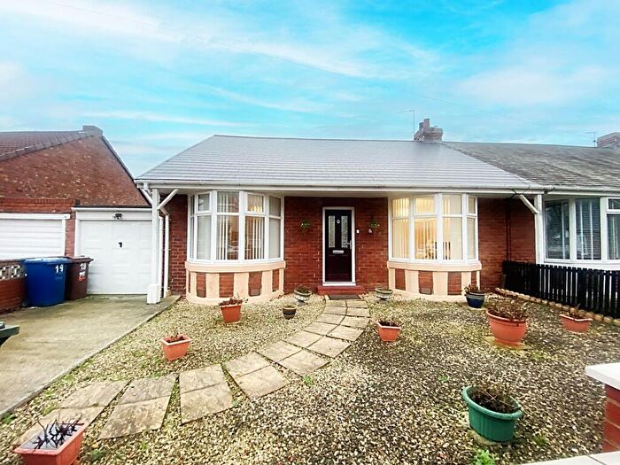 2 Bedroom Semi-Detached Bungalow For Sale In Whinneyfield Road, Walkergate, Newcastle Upon Tyne, NE6
