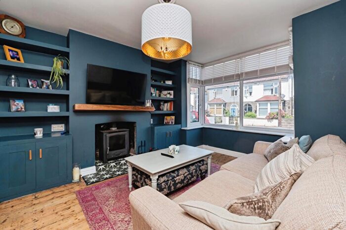 3 Bedroom End Of Terrace House For Sale In Bloomfield Road, Brislington, Bristol, BS4