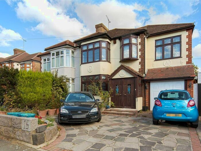 5 Bedroom Semi-Detached House To Rent In Bedroom House, Beltinge Road, Romford, Greater London, RM3