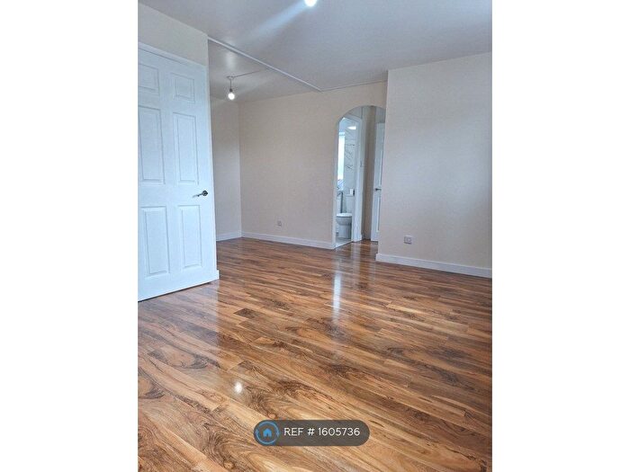 Studio To Rent In Edmonton, London, N9