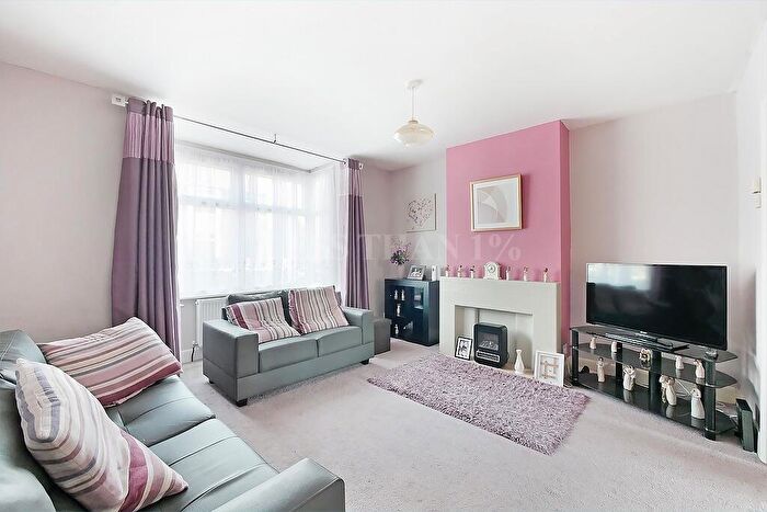 3 Bedroom Terraced House For Sale In Beech Avenue -, NN3