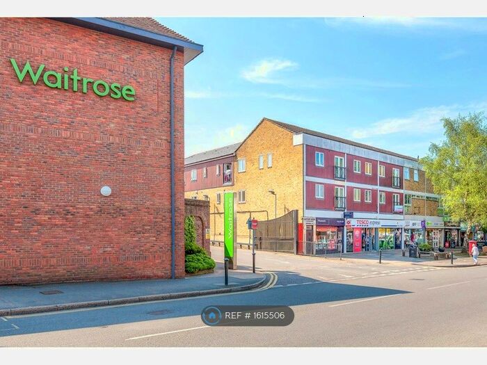 2 Bedroom Flat To Rent In Century House, Banstead, SM7