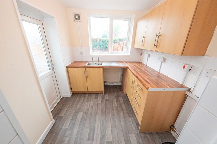 3 Bedroom Terraced House To Rent In Hilsea Crescent, Portsmouth, PO2