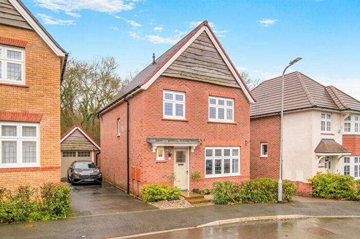 3 Bedroom Detached House For Sale In Cae Twmpin Road, Llanwern, Newport, NP18