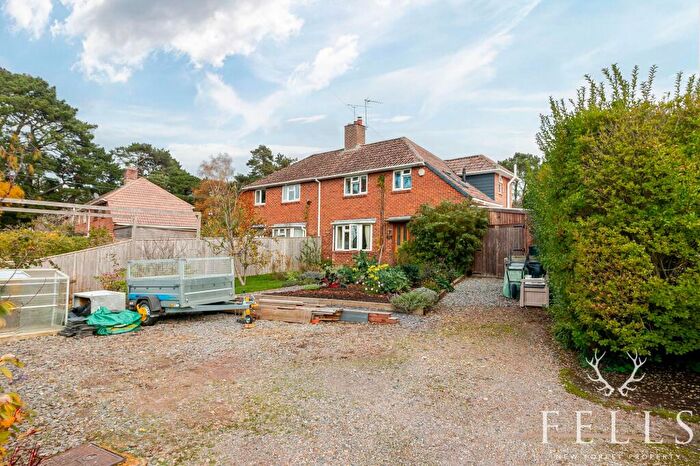 2 Bedroom Semi Detached House For Sale In Woolsbridge Road, St. Leonards, BH24