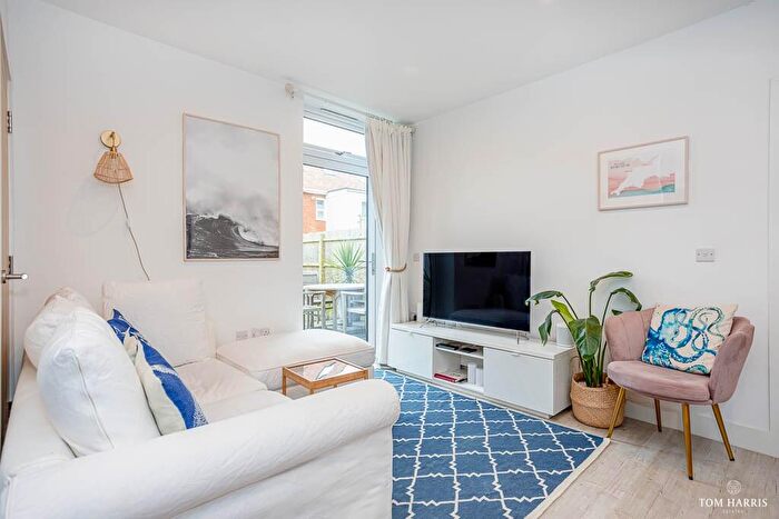 1 Bedroom Apartment For Sale In Southwood Avenue, Bournemouth, Dorset, BH6
