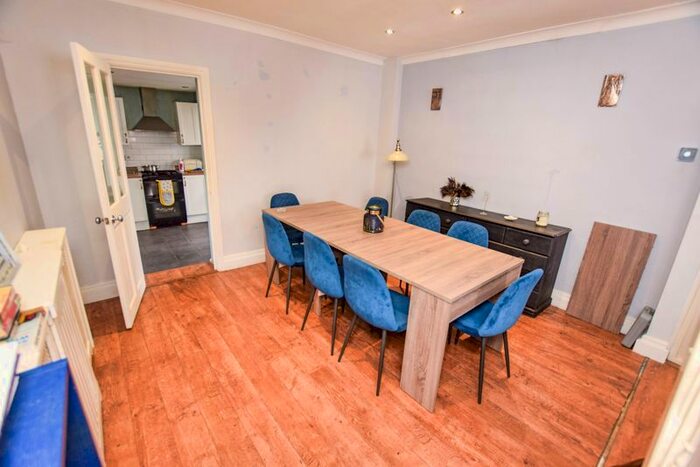 2 Bedroom Semi-Detached House For Sale In Victoria Road, Stanford-Le-Hope, SS17