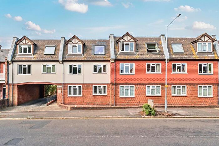 1 Bedroom Retirement Property For Sale In Cheriton Court, Eastbourne, BN21