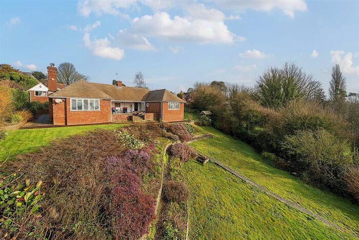 3 Bedroom Detached Bungalow For Sale In Chart Road, Sutton Valence, Maidstone, ME17