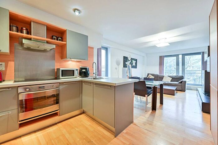 2 Bedroom Flat To Rent In Grange Road, Bermondsey, London, SE1