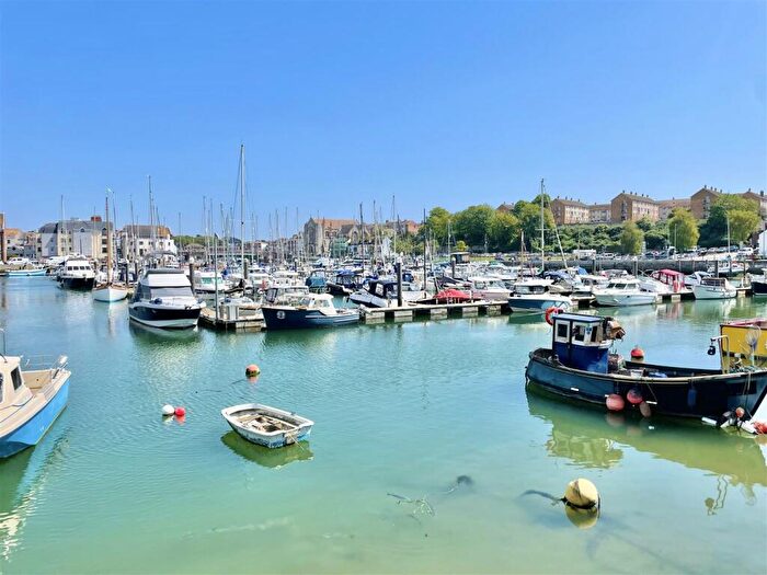 2 Bedroom Apartment For Sale In Harbour Location Apartment With Parking, DT4