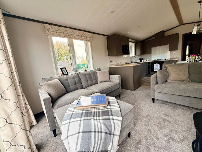 2 Bedroom Lodge For Sale In Bellingham, Hexham, NE48