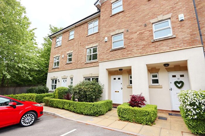 4 Bedroom Property To Rent In Hampstead Drive, Whitefield, M45