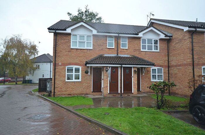1 Bedroom Maisonette To Rent In The Hollies, Christchurch Avenue, Harrow, HA3