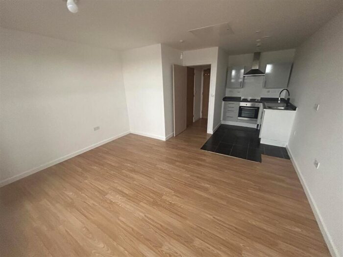 Apartment To Rent In Abbey Street, Leicester, LE1