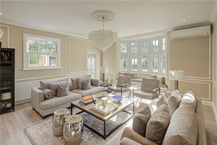 5 Bedroom Detached House For Sale In Kingston Hill, Kingston, KT2