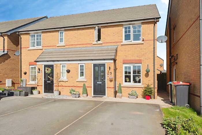 3 Bedroom Semi Detached House For Sale In Rockling Street, Ellesmere Port, Cheshire, CH66