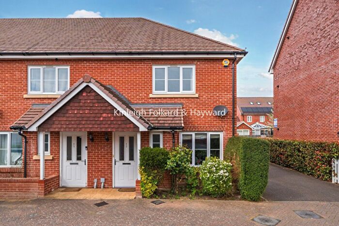 2 Bedroom Detached House To Rent In Oaktree Gardens, London, SE9