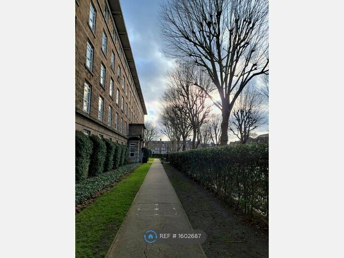 2 Bedroom Flat To Rent In Bromyard House, London, W3