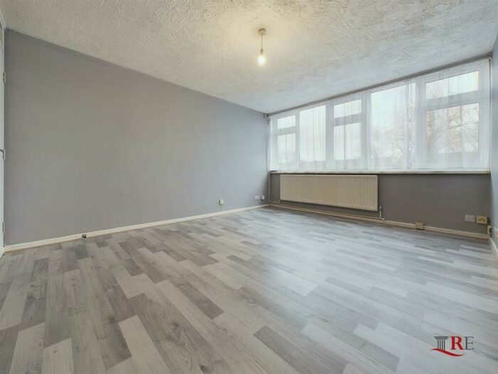 3 Bedroom Flat To Rent In Talbot Walk, Church Road, Harlesden, NW10