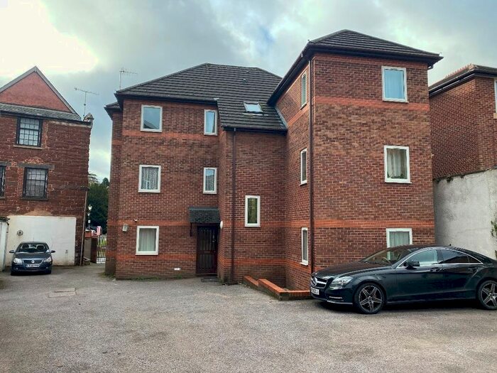 1 Bedroom Flat To Rent In Elizabethan Court, Roberts Road, Exeter EX2