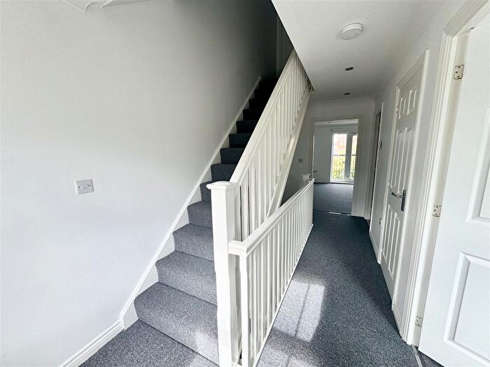 4 Bedroom Town House To Rent In Fullerton Way, Thornaby, Stockton-On-Tees, TS17