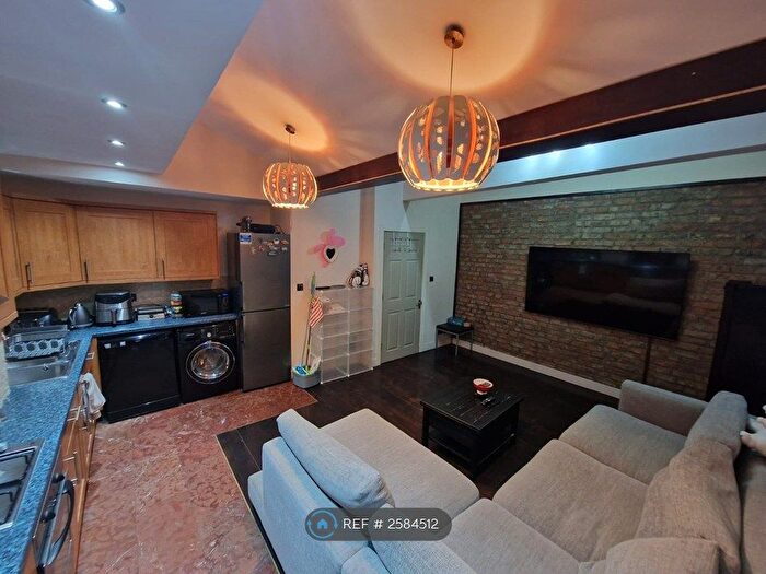 1 Bedroom Flat To Rent In Essex Road, London, N1