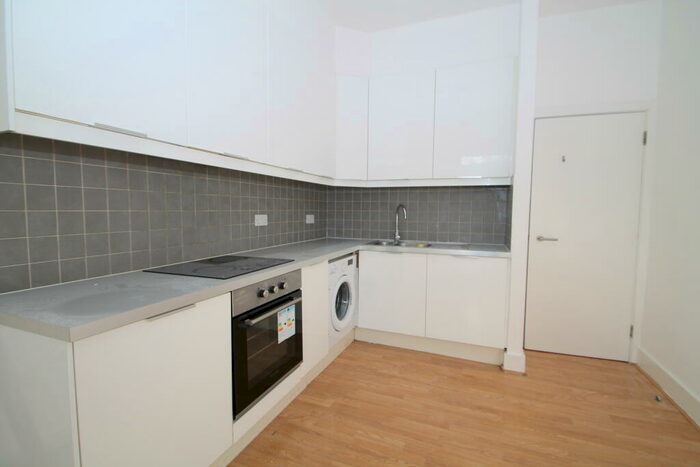 1 Bedroom Flat To Rent In Sumner Road, Croydon, CR0