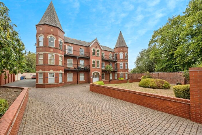 2 Bedroom Flat For Sale In Auckland Road, Wheatley, Doncaster, DN2