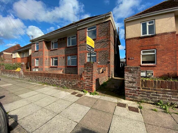 2 Bedroom Flat To Rent In Aylen Road, Copnor, PO3