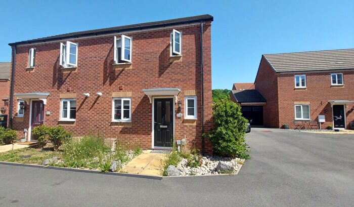 2 Bedroom Semi-Detached House For Sale In Kelso Drive, Bourne, PE10