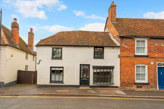 2 Bedroom Cottage To Rent In Swan Street, Kingsclere, Newbury, RG20