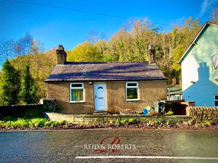3 Bedroom Detached House For Sale In Ffrwd, Cefn-y-Bedd, Wrexham, Flintshire, LL12