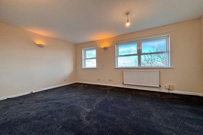 1 Bedroom Flat To Rent In Avenue Road, London, SE20