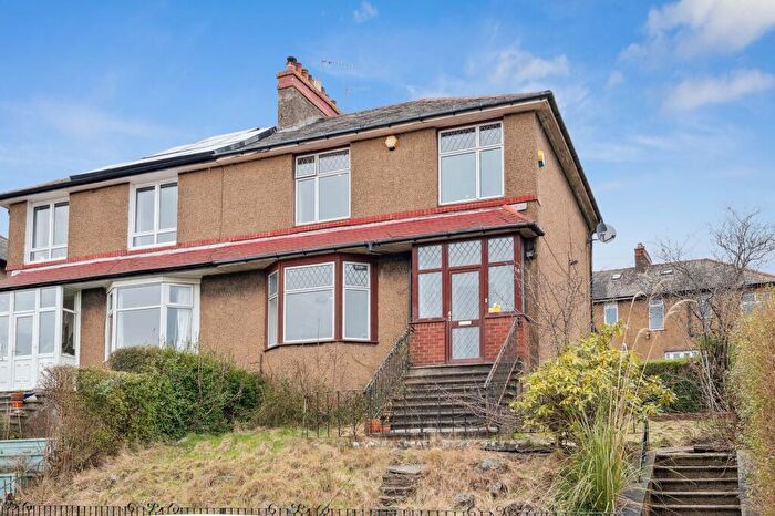 3 Bedroom Semi Detached House For Sale In Colchester Drive, Kelvindale, Glasgow, G12