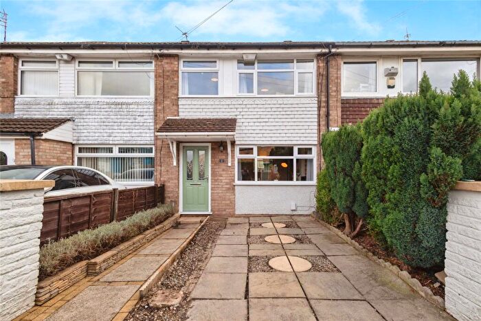 3 Bedroom Terraced House For Sale In Bradfield Close, Stockport, Greater Manchester, SK5