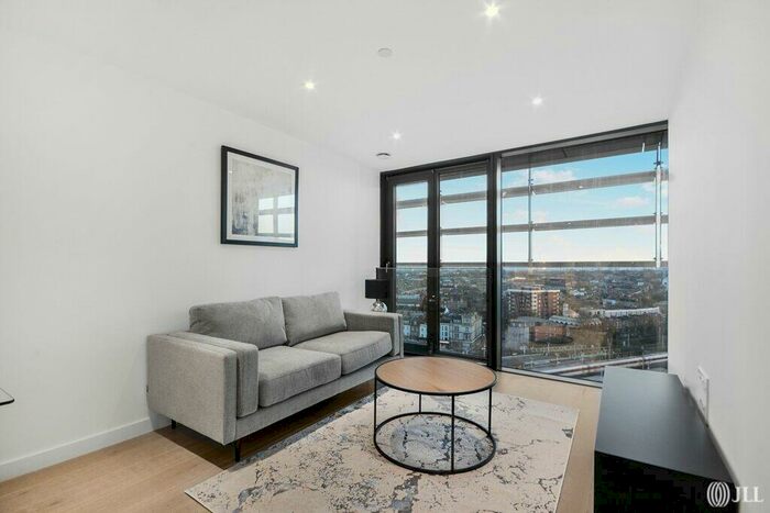 1 Bedroom Apartment To Rent In City North East Tower London, N4