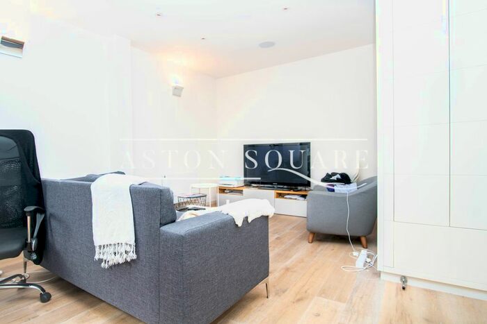 2 Bedroom Flat To Rent In Pentonville Road, London, N1