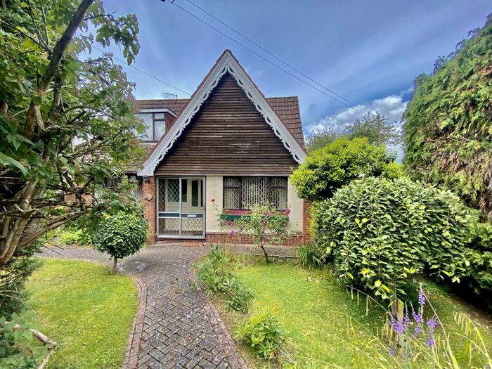 3 Bedroom House To Rent In Keble Close, Chandler's Ford, Eastleigh, SO53