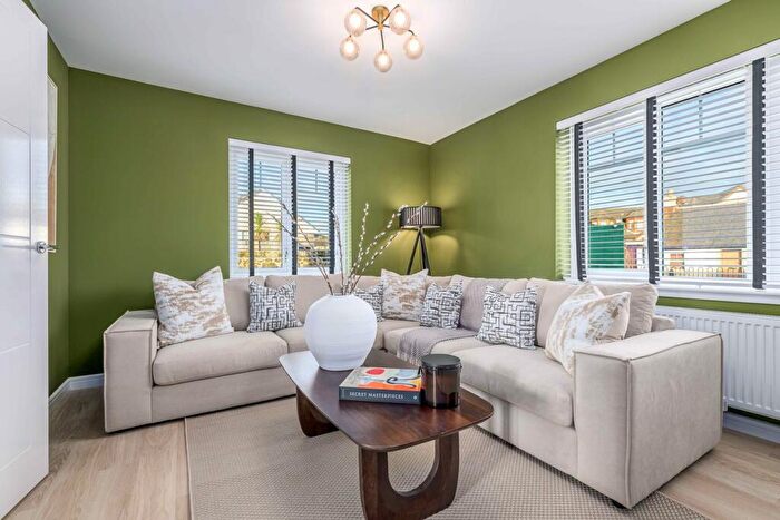 3 Bedroom Terraced House For Sale In The Railways, Dunfermline, KY12