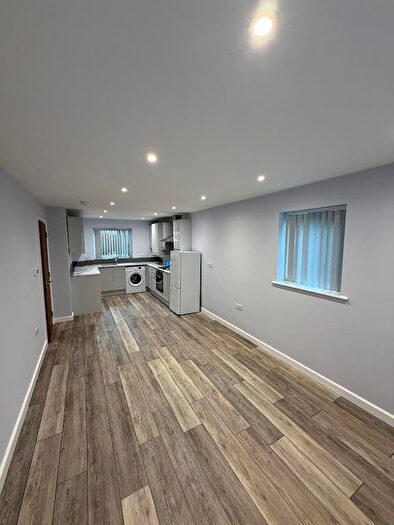 2 Bedroom Flat To Rent In Archway Road, Luton, LU3