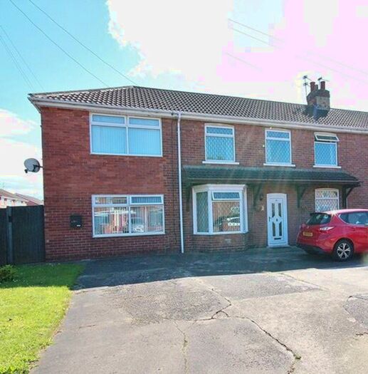 3 Bedroom Terraced House To Rent In Harewood Avenue, Doncaster, DN3
