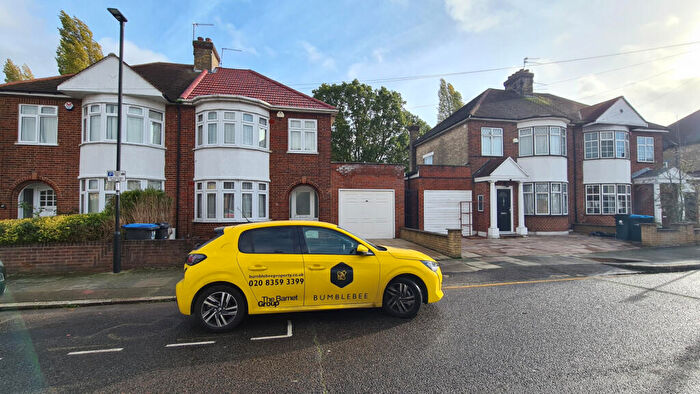 3 Bedroom Semi-Detached House To Rent In Pentyre Avenue, London, N18