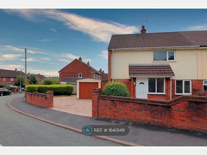 3 Bedroom Semi-Detached House To Rent In Humber Way, Newcastle-Under-Lyme, Clayton, ST5