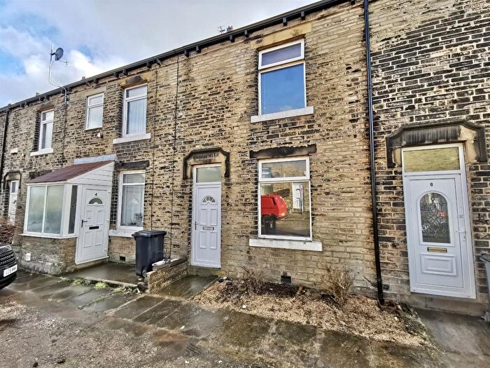 2 Bedroom Terraced House To Rent In Southfield Terrace, Hipperholme, Halifax, HX3