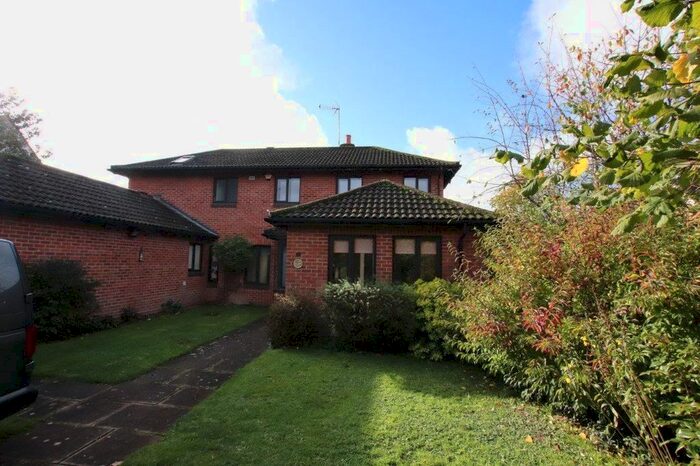 4 Bedroom Property To Rent In Chesterfield Road, Newbury, RG14