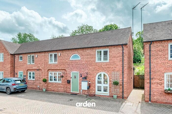 4 Bedroom Semi Detached House For Sale In Mill Court, Alvechurch, B48