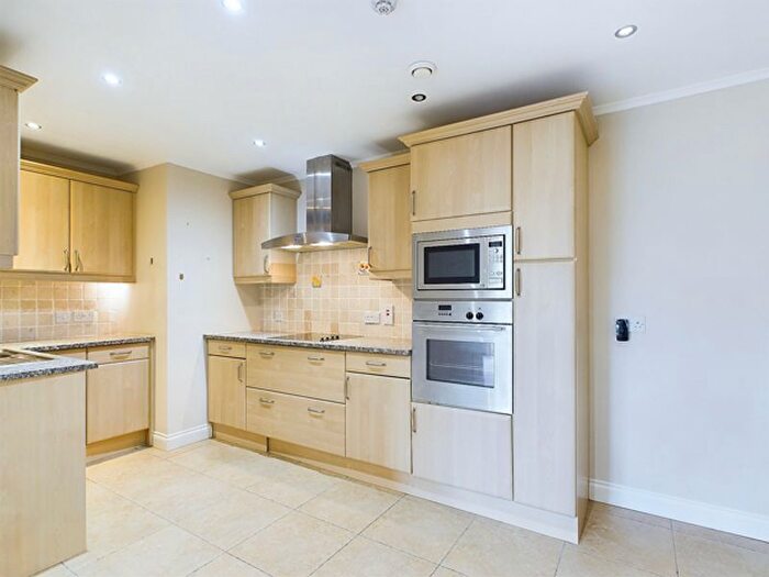 2 Bedroom Flat For Sale In Hafan Tywi, The Parade, Carmarthen, SA31