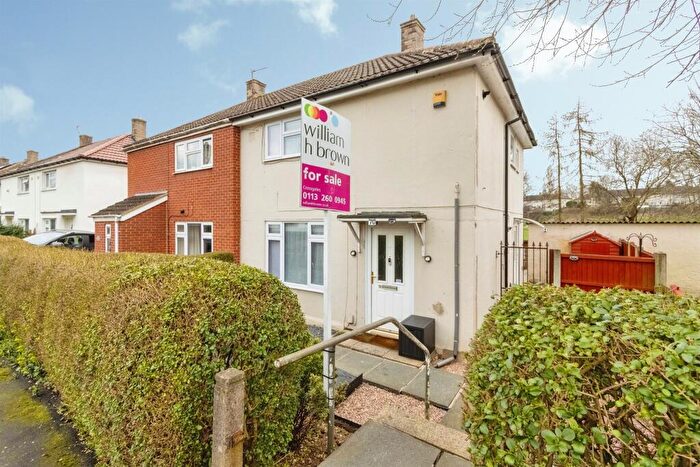 2 Bedroom Semi-Detached House For Sale In The Rein, Leeds, LS14